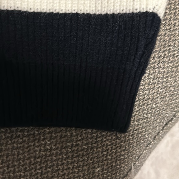 Zara knit sweater - Picture 7 of 8
